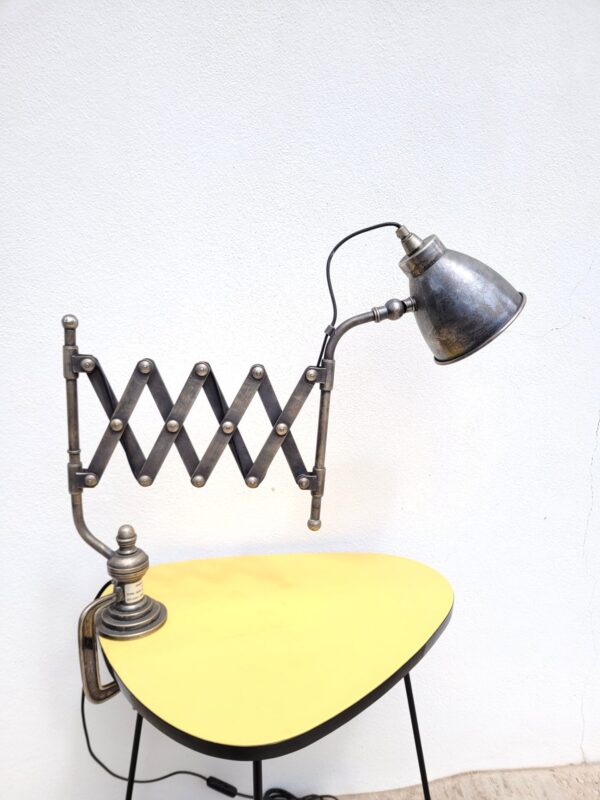 Lampe datelier ciseaux 08