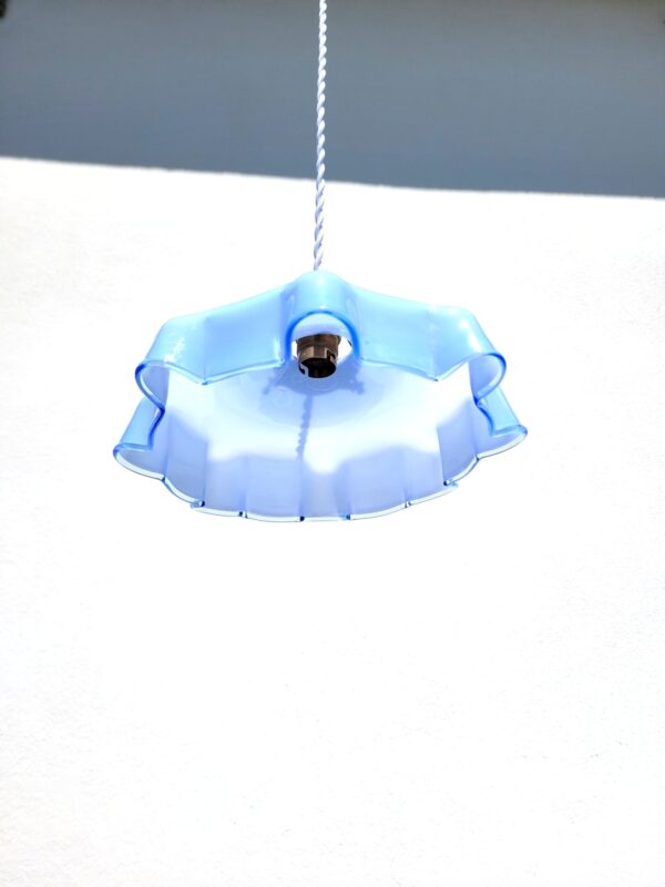 Lampe suspension plafonnier opaline bleue 06