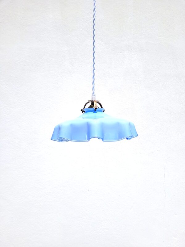 Lampe suspension plafonnier opaline bleue 08