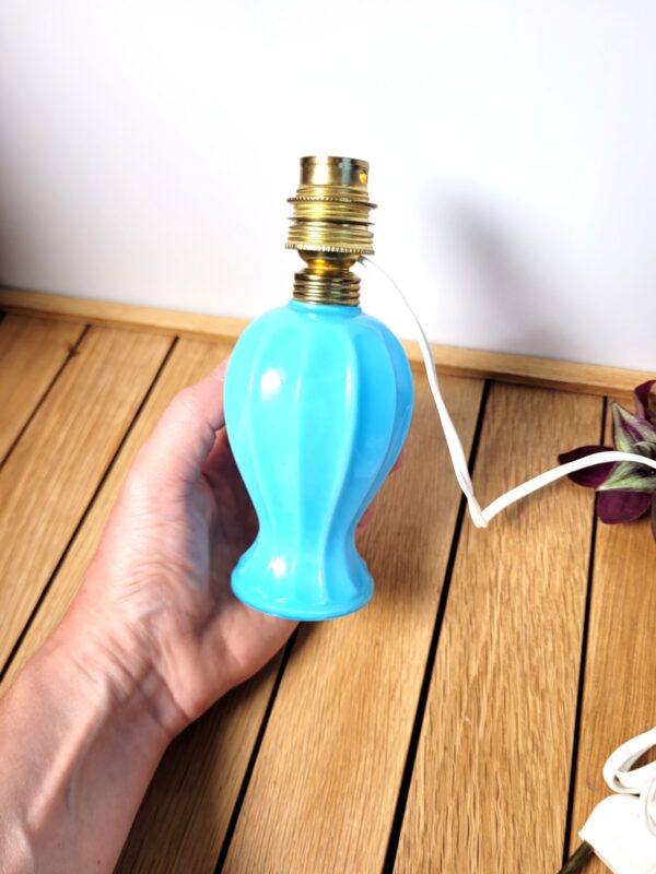 Petit pied de lampe ancien opaline 02