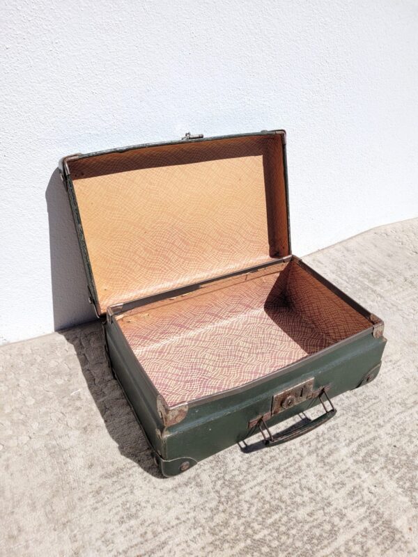 Petite valise ancienne vert anglais 02