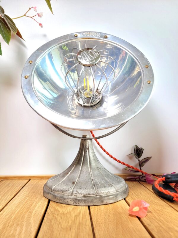 Lampe parabole vintage industrielle Calor 01