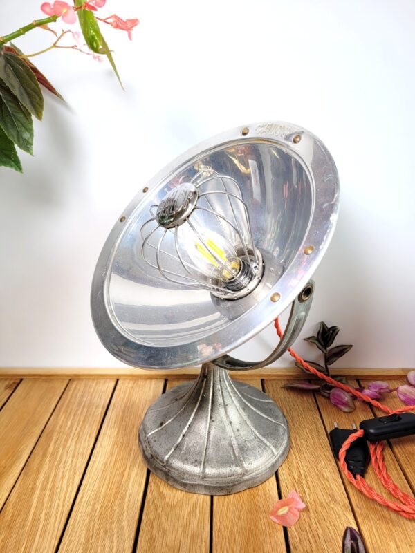 Lampe parabole vintage industrielle Calor 02