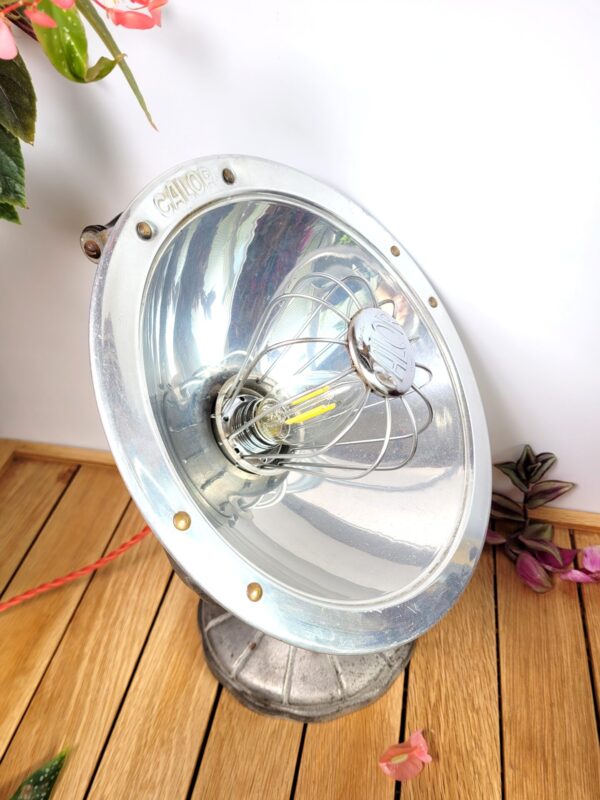 Lampe parabole vintage industrielle Calor 05