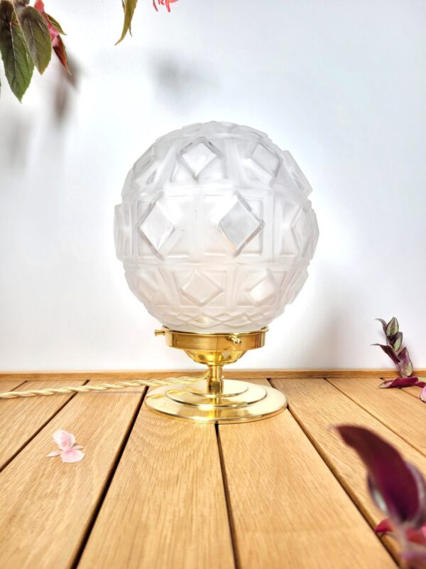 Lampe doree globe vintage laiton 1950 05