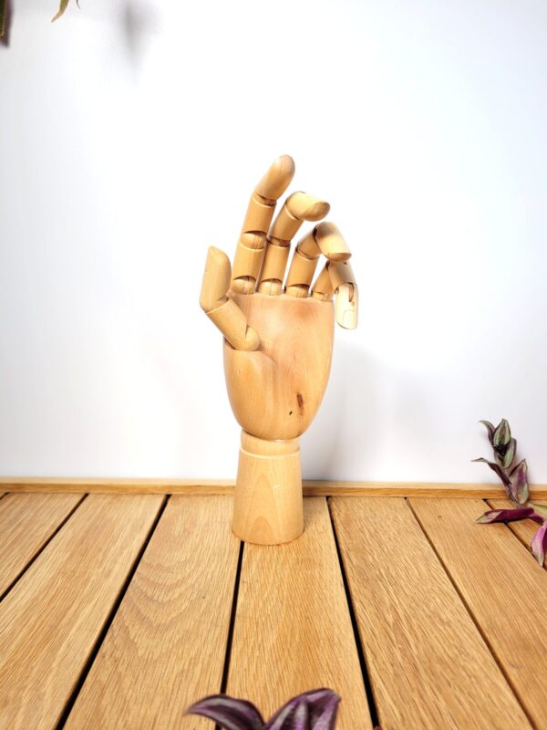 Mannequin presentoir main deco articulee en bois 25cm 05