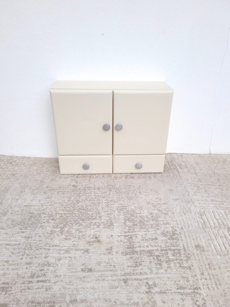 Meuble Buffet Haut MADO - Relooké Vintage - Rangement Bois Beige