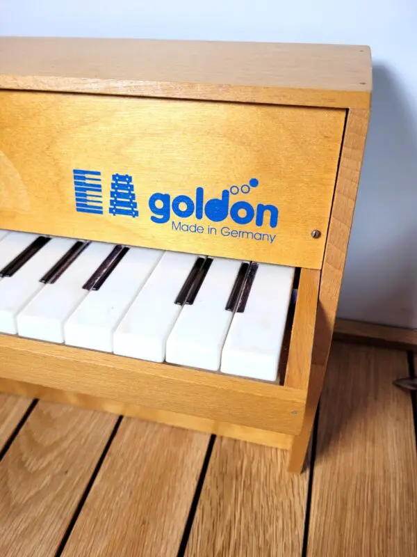 Piano jouet Goldon 10 touches 02