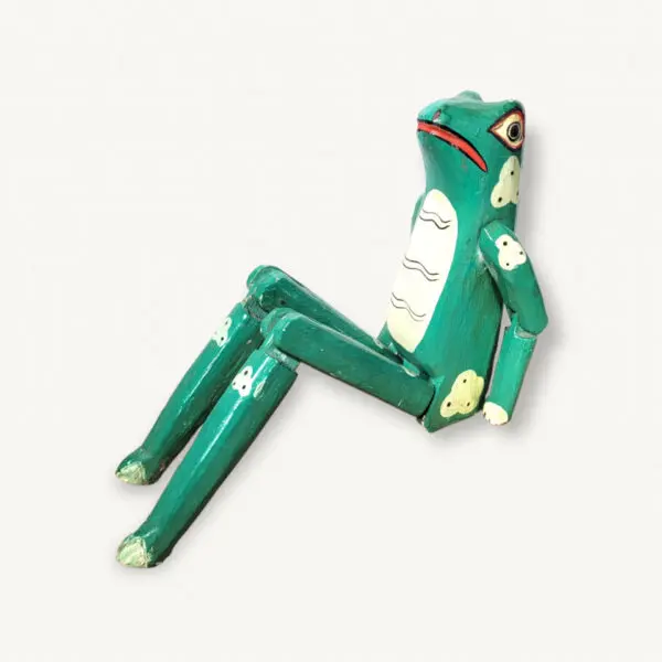 Figurine articulee grenouille bois peint 01