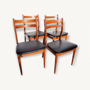 4 Chaises scandinaves vintages bois 01