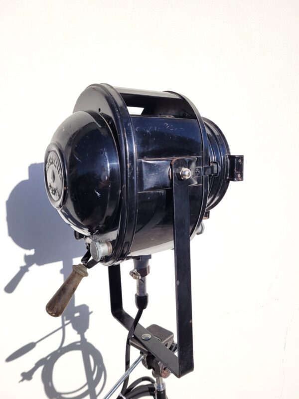 Lampe projecteur Cremer Paris theatre cinema 04