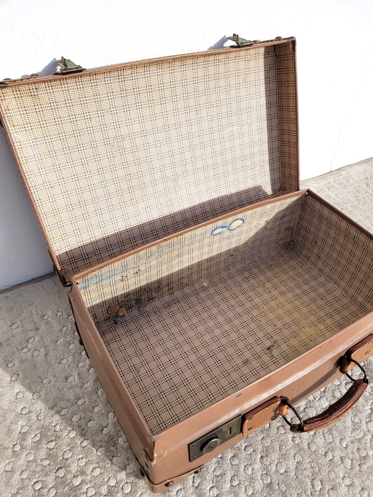 Ancien seau de puits - Ma valise en carton