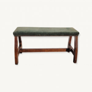 Petit banc ancien en bois et velours 01