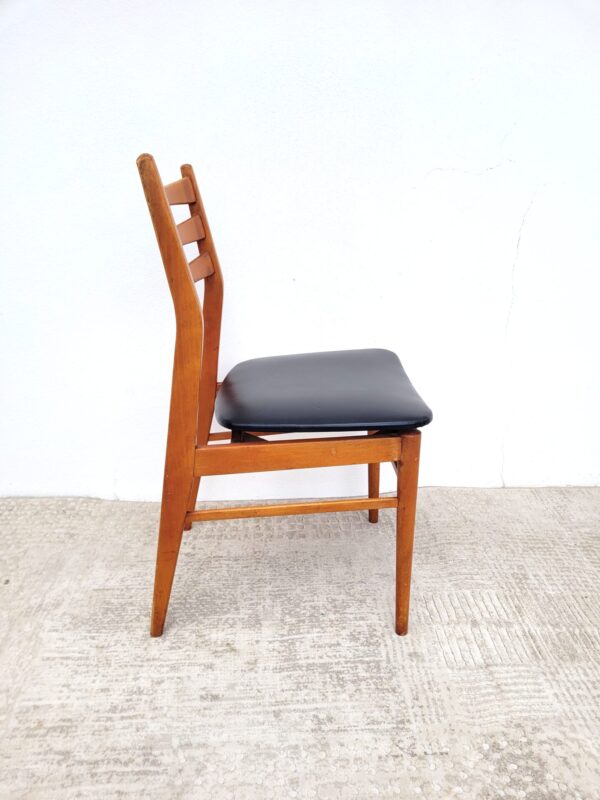 Chaise vintage style scandinave 07