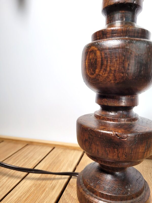 Pied de lampe vintage en bois tourne 04