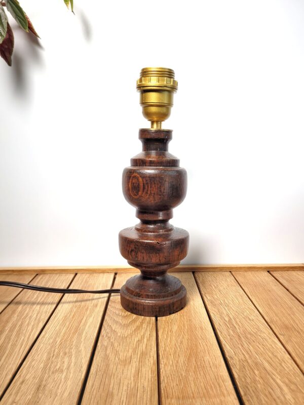 Pied de lampe vintage en bois tourne 06