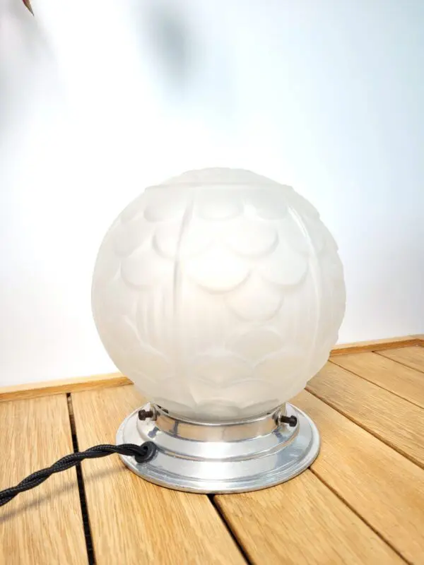 Lampe a poser globe Art Deco vintage 04