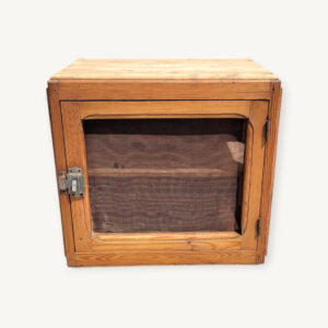 Meuble garde manger ancien 1940 01