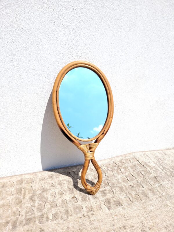 Miroir à main en rotin vintage 05