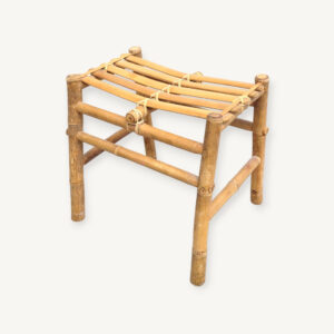 Tabouret bas en bambou 01