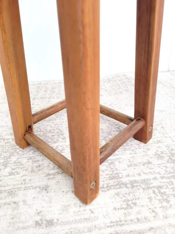 Tabouret bas en bois FSC 04