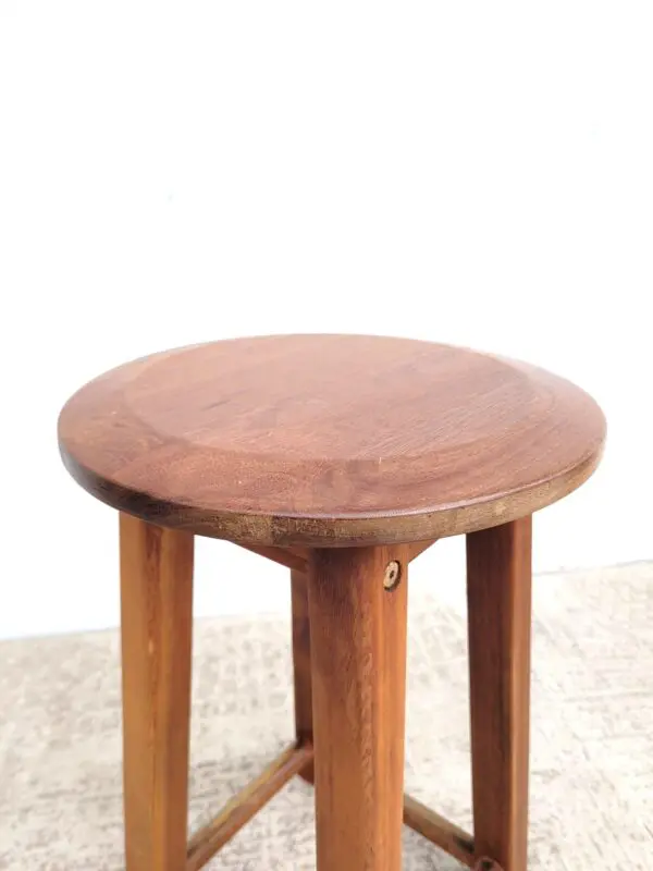 Tabouret bas en bois FSC 05
