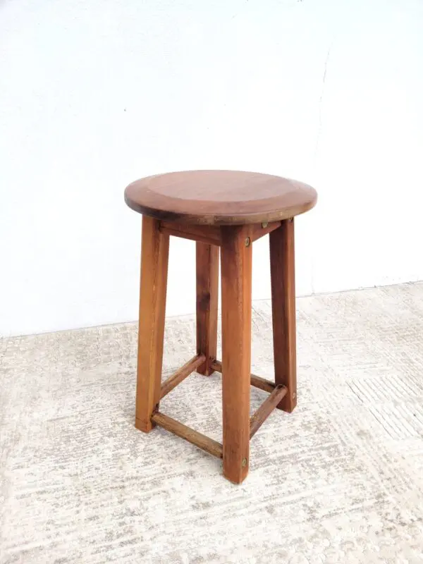 Tabouret bas en bois FSC 06
