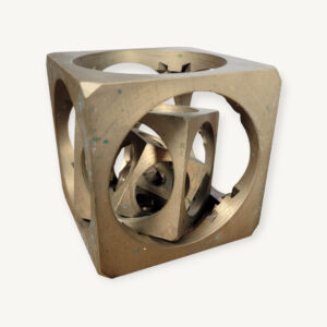 Grands dés ou cubes imbriqués en laiton exercice de tourneur 01