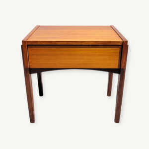 Table de chevet teck vintage 1970 01