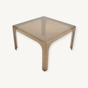 Petite table basse en plexiglas 1970 01