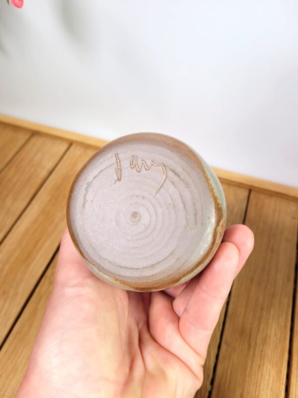 Vase soliflore artisanal en terre cuite vernissée 02