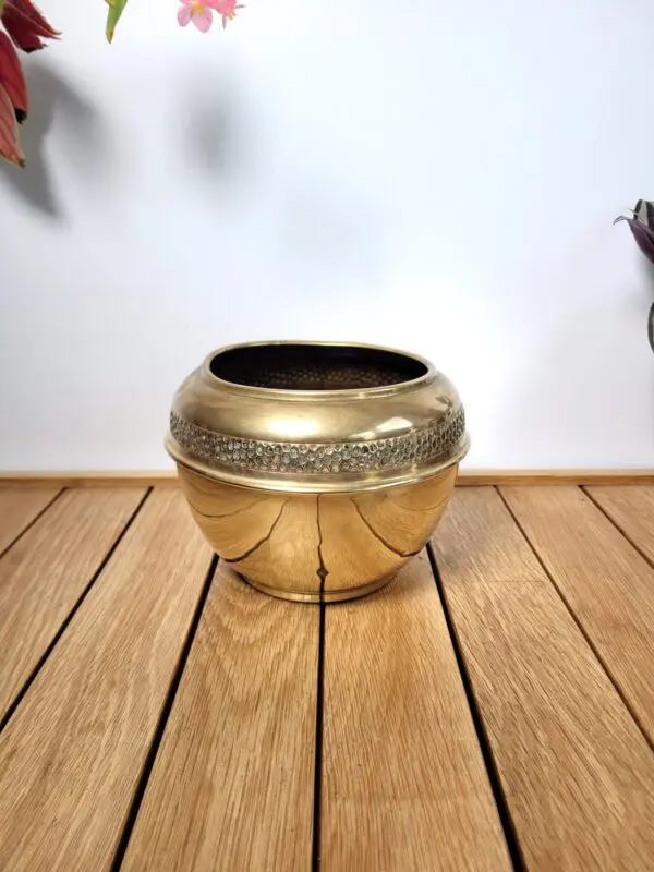 Cache pot en laiton doré 01