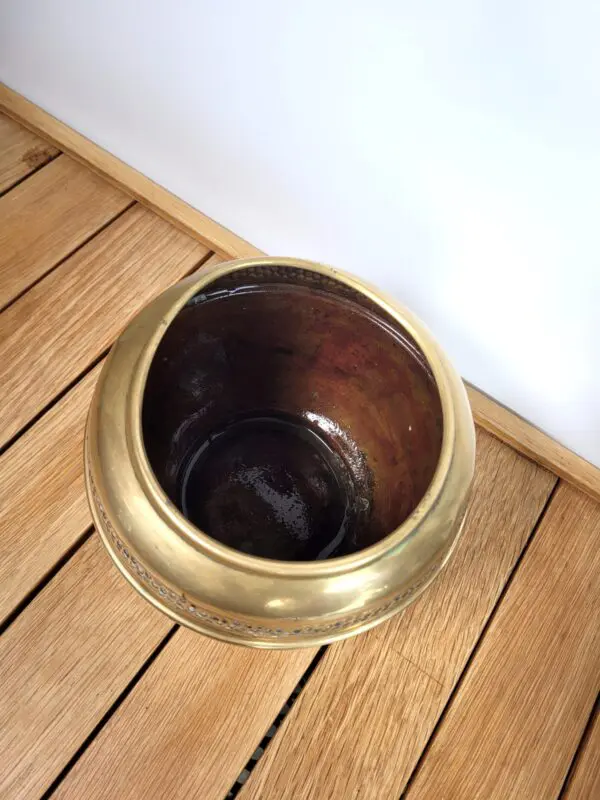 Cache pot en laiton doré 03