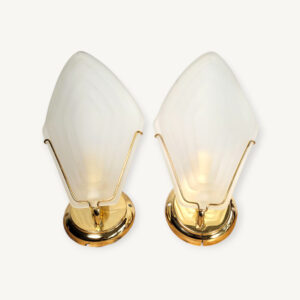 Paire de lampes d'applique doré et verre givré 01