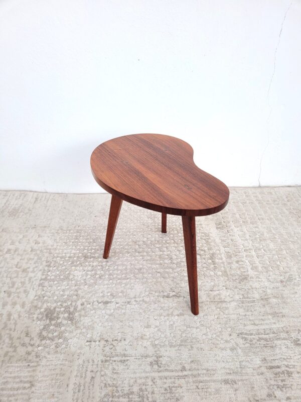 Petite table d'appoint haricot 1960 02