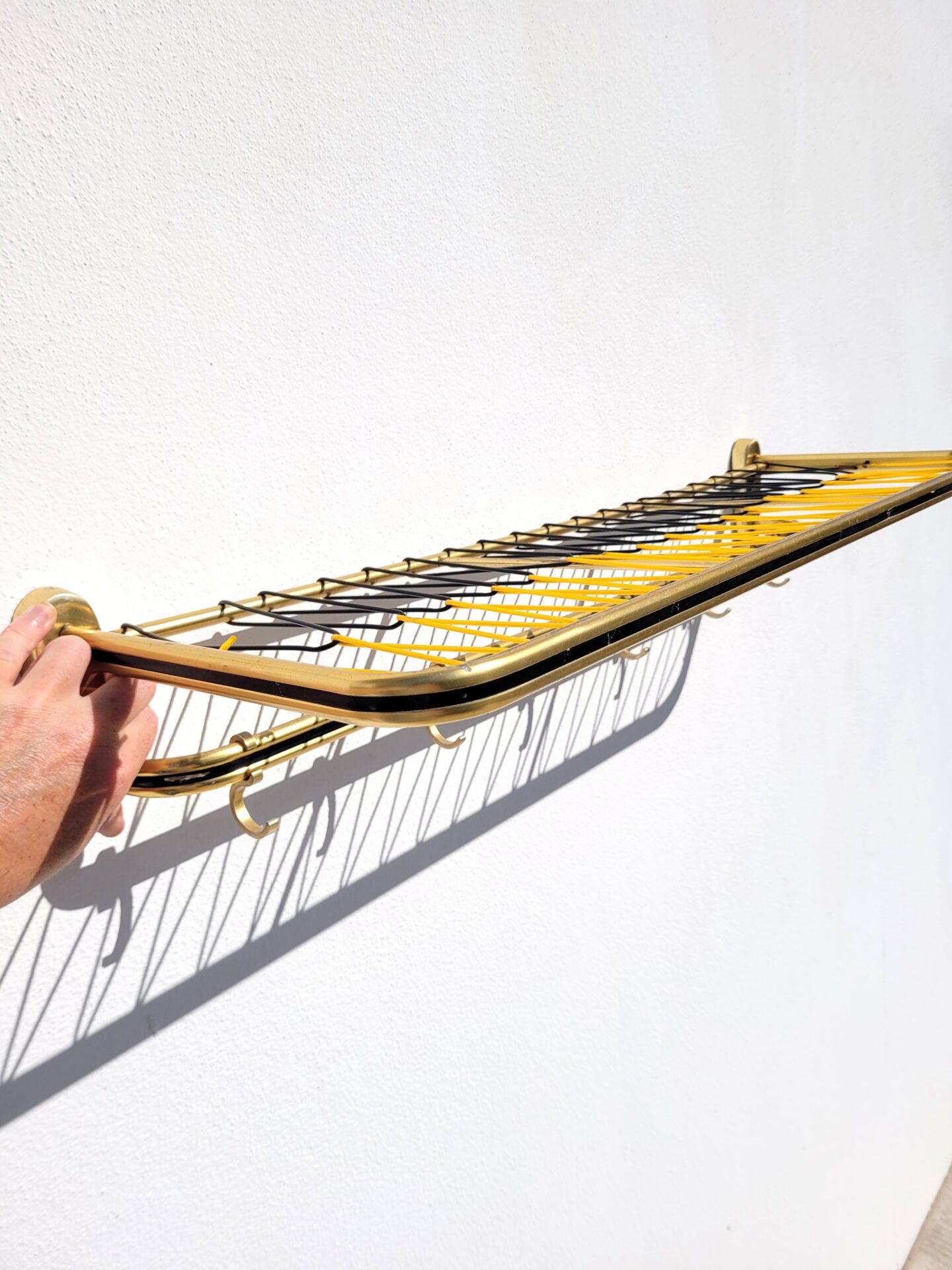 Porte manteaux vestiaire en aluminium doré 05