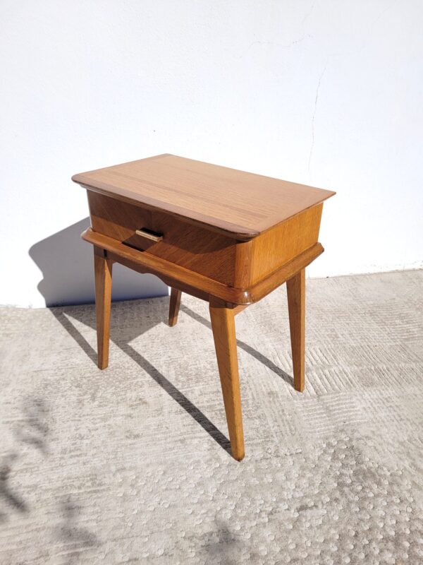 Table de chevet ou d'appoint vintage 03