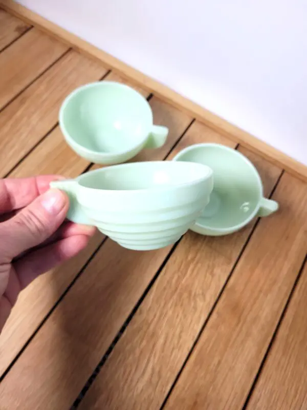 Trio de tasses vintages opaline menthe 04