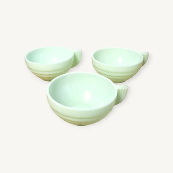 Trio de tasses vintages opaline menthe 05