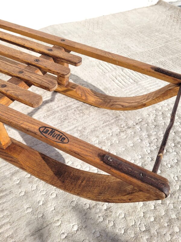Luge vintage La Hutte 90cm en bois 04