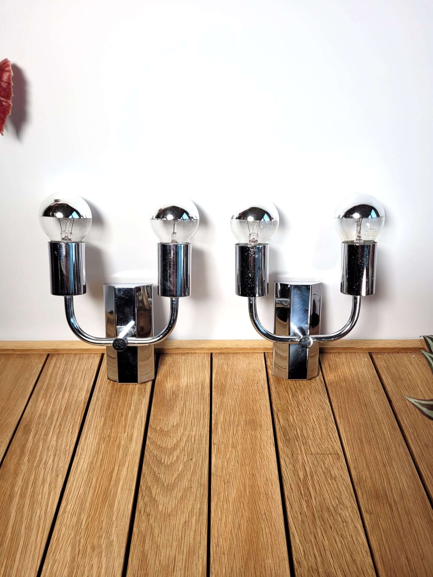 Paire de lampes d'applique 1970 chrome 01