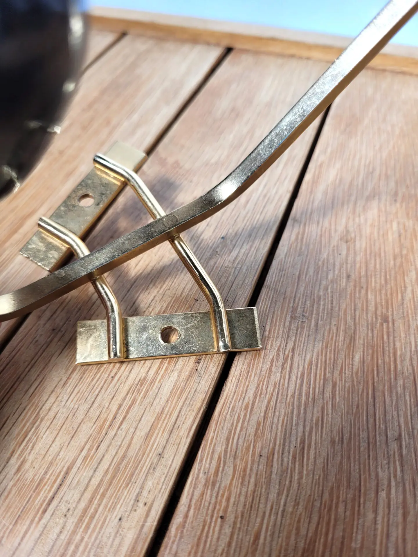 Paire de patères vintages porte manteaux 1960 04