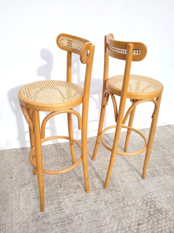 Paire de tabourets haut bois et cannage rotin 03