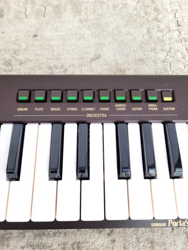 Synthé yamaha vintage Portasound PS 3 1980 03