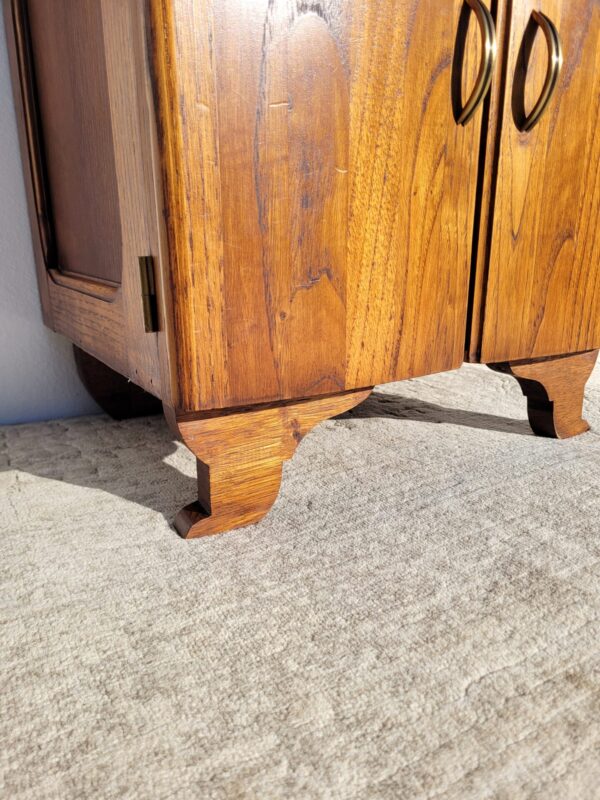Meuble d'appoint vintage 1930 ou table de chevet 02