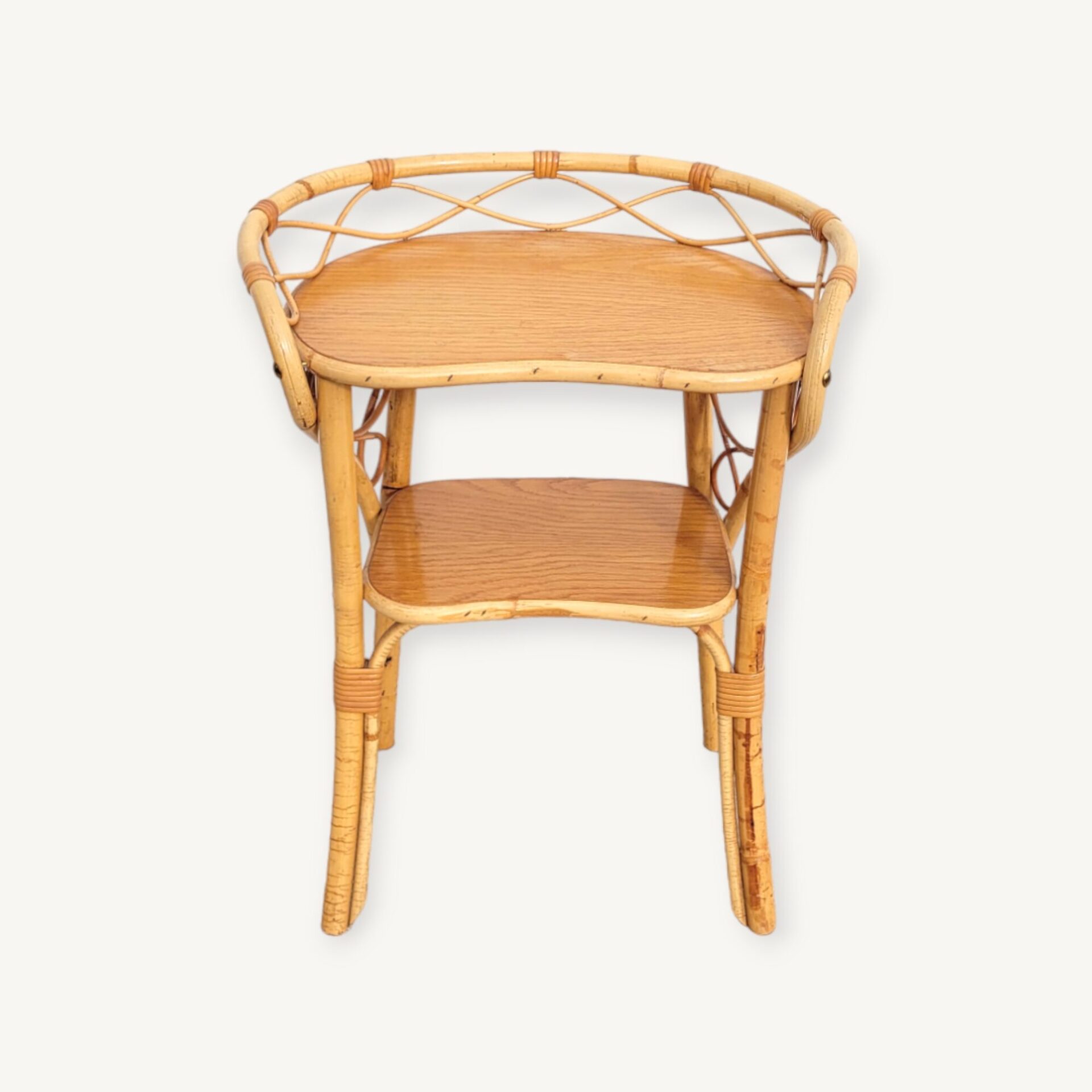 Table d'appoint ou de chevet en rotin 1970 08