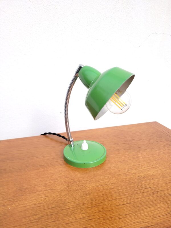 Petite lampe flexible vintage verte 01