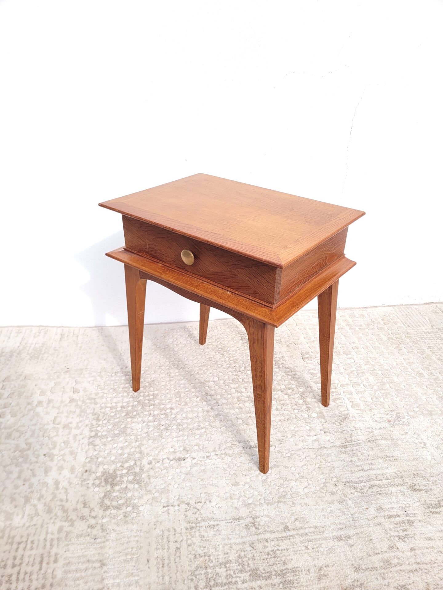 Table de chevet vintage 1960 chêne clair 03