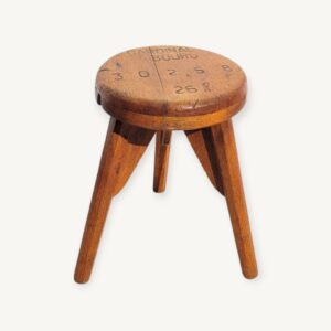 Tabouret artisanal Cardinal fribourg 06
