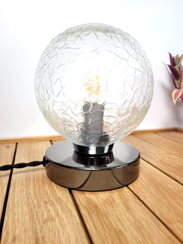 Lampe à poser globe veiné vintage 03